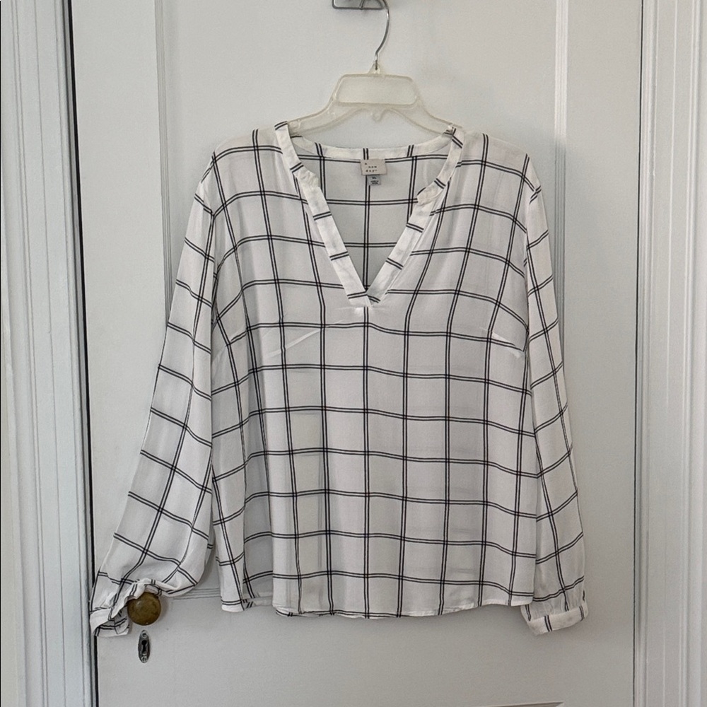 A New Day Windowpane Check silky rayon V-neck Blouse, size xl